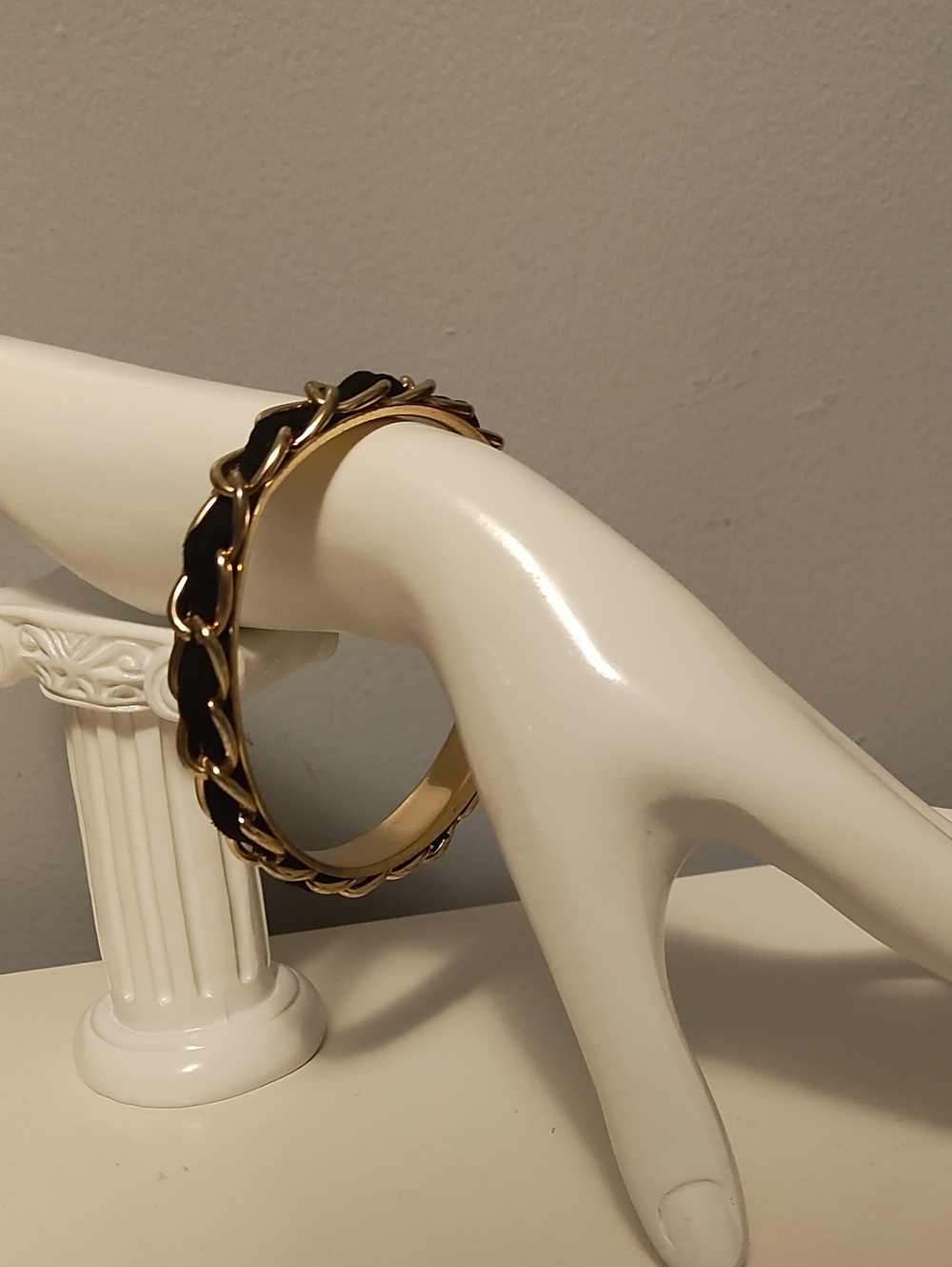 Gold-Tone Chain Link Bangle with Black Inset